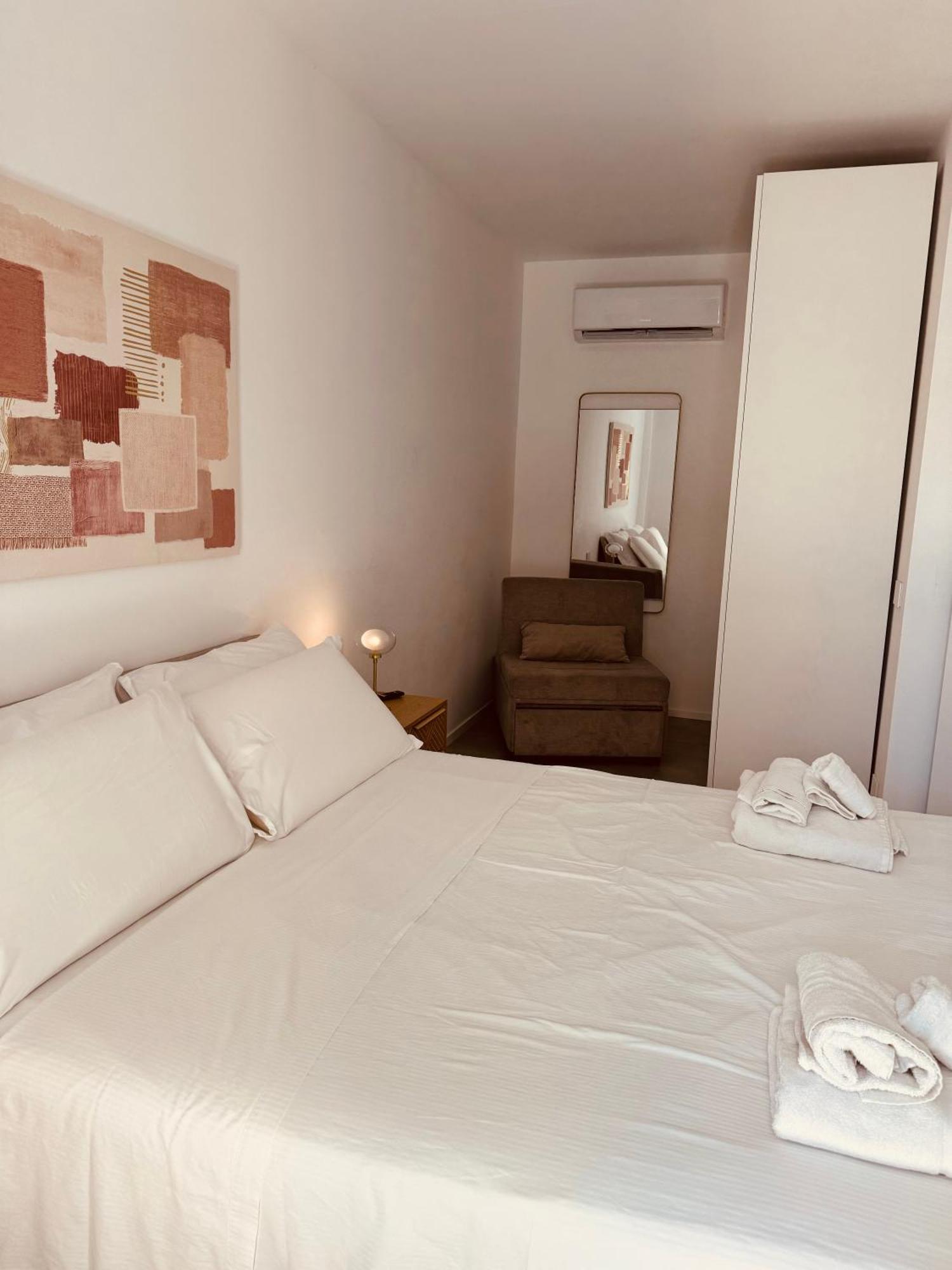 Marisabella Suite 9 Бари Экстерьер фото